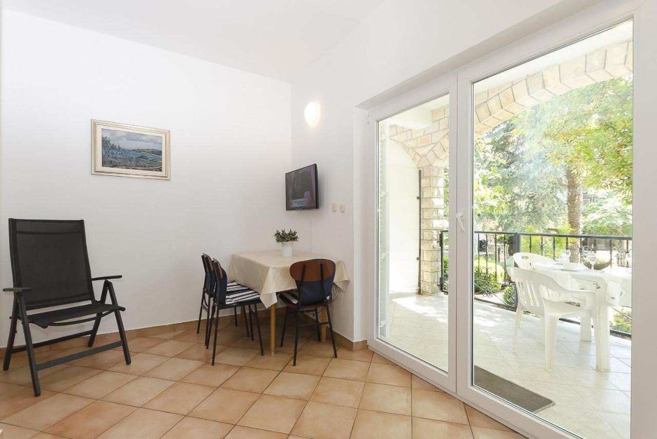 Apartments Karolina Vodice Kültér fotó