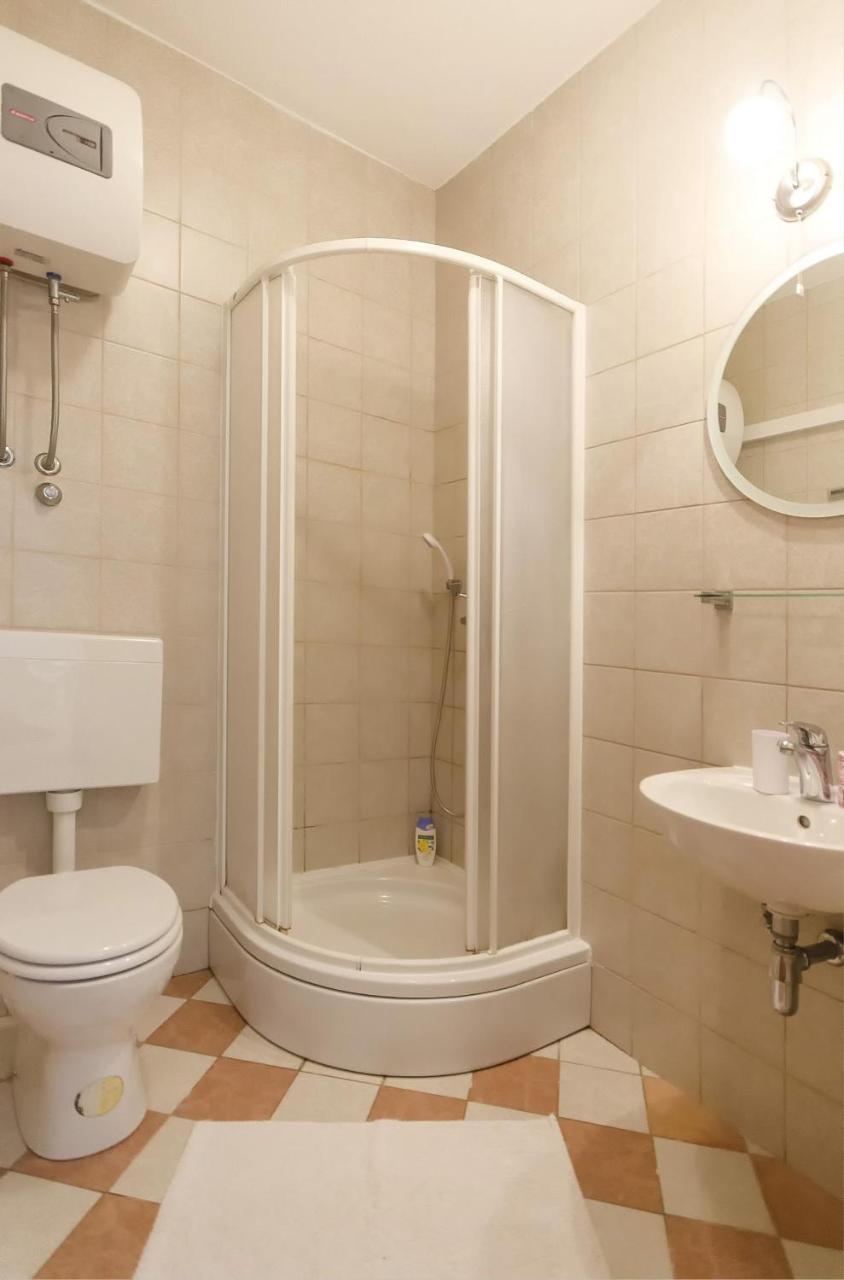 Apartments Karolina Vodice Kültér fotó