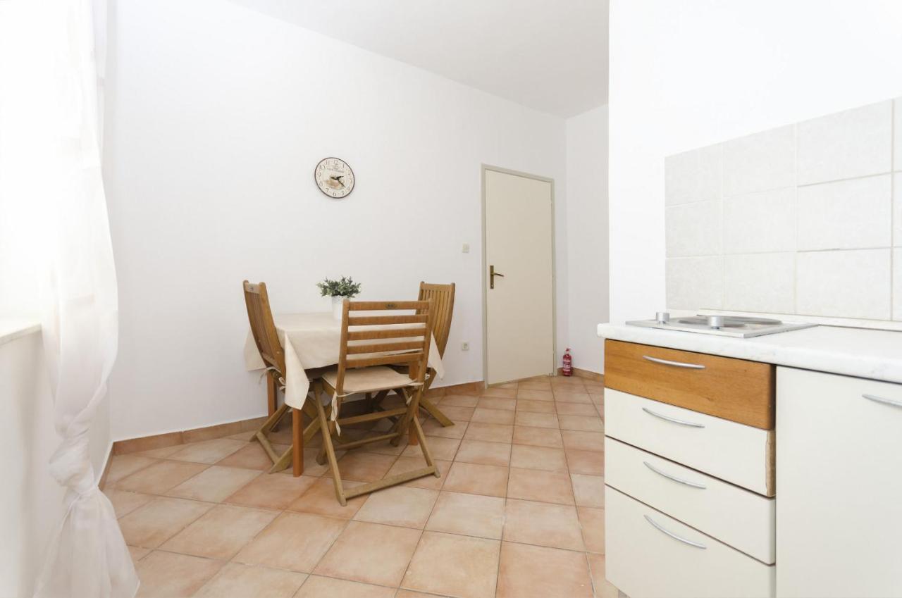 Apartments Karolina Vodice Kültér fotó